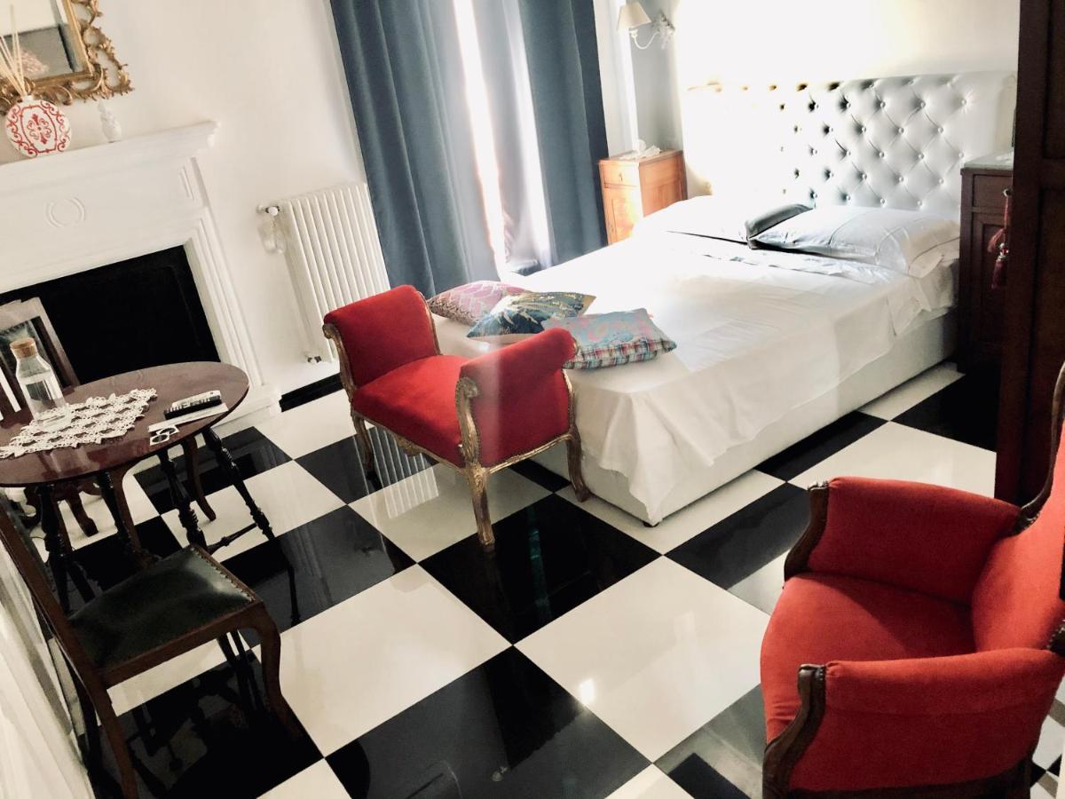 B&B Dell'Orologio Акуавива-делле-Фонти Экстерьер фото