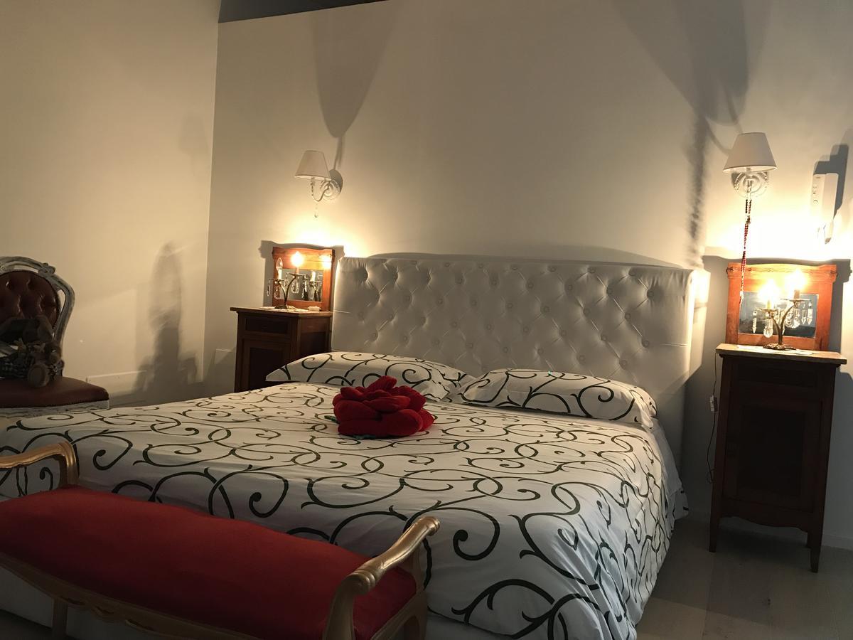 B&B Dell'Orologio Акуавива-делле-Фонти Экстерьер фото