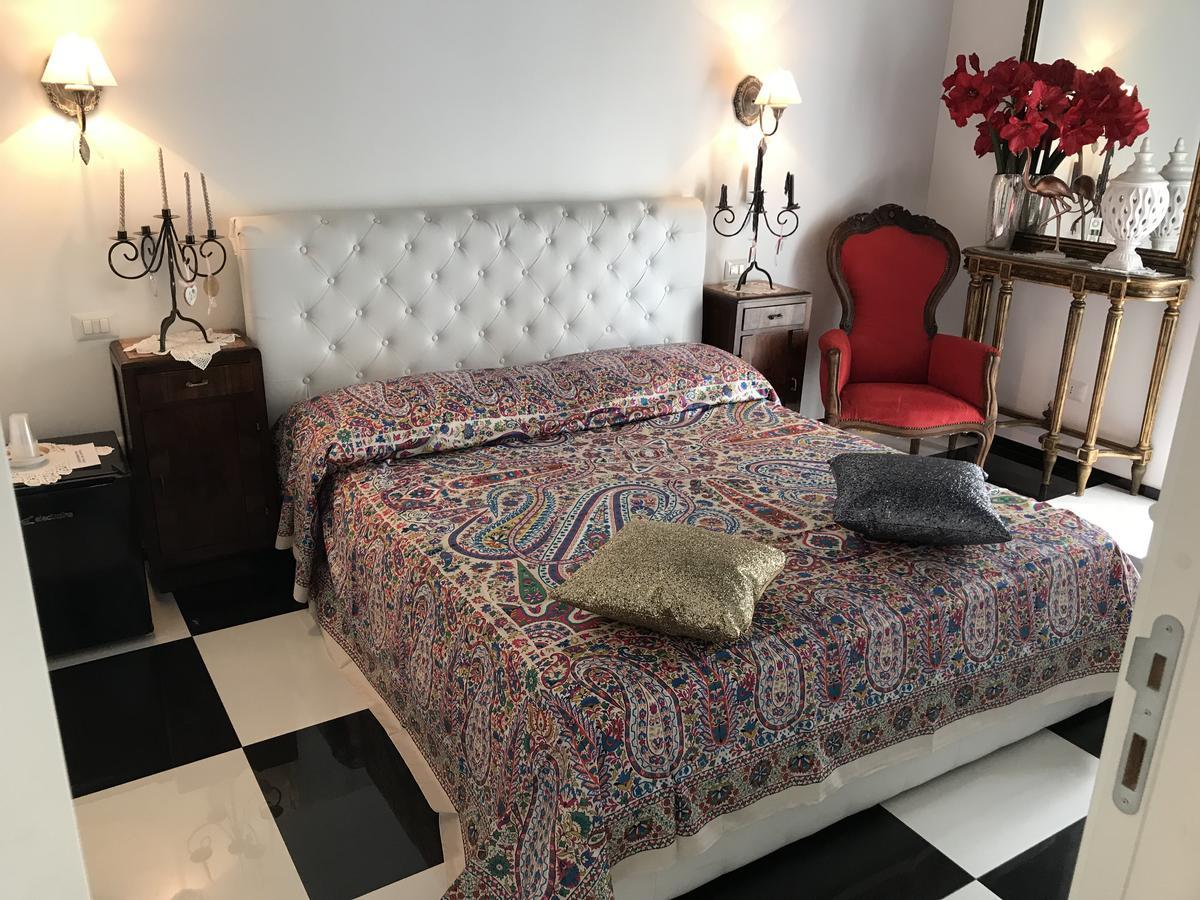 B&B Dell'Orologio Акуавива-делле-Фонти Экстерьер фото