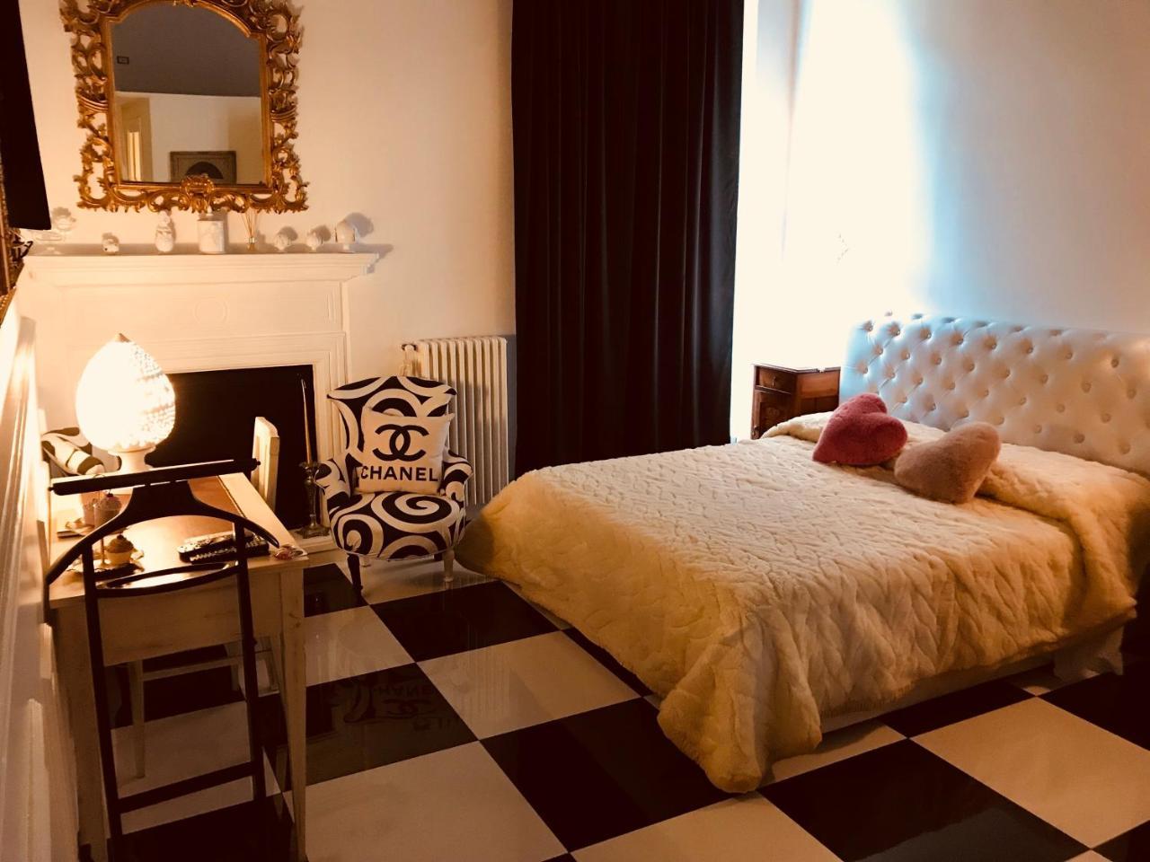 B&B Dell'Orologio Акуавива-делле-Фонти Экстерьер фото